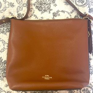 Like new Coach shoulder bag.
